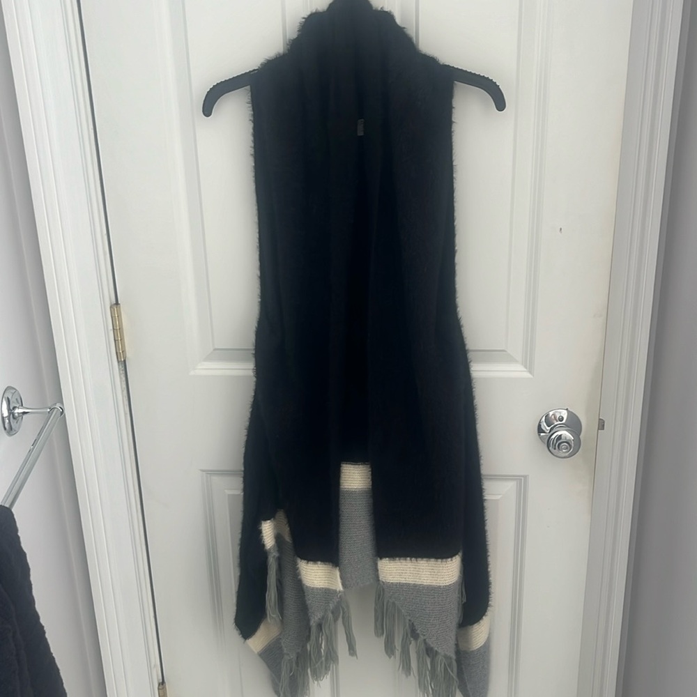 Gray white black fuzzy long fringed vest one size